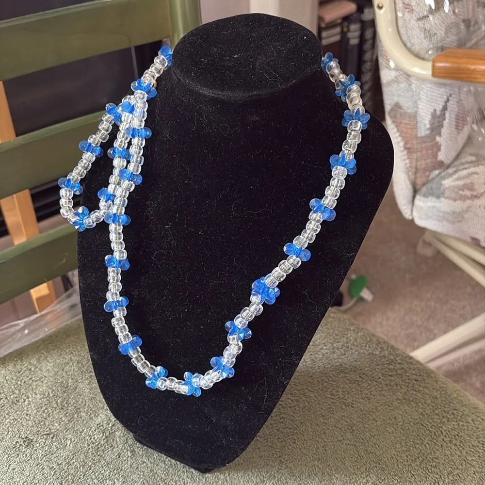 Vintage Clear Plastic Beaded Bracelet/Necklace (set of 2 pairs of earrings) Set - Picture 5 of 16